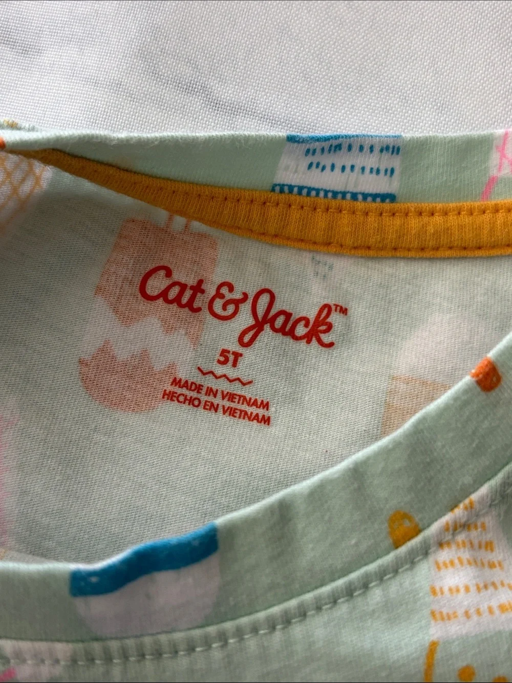Cat and jack toddler Girls  Mint Ice Cream Print Short Sleeve Top size 5T